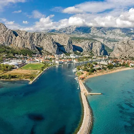 Put Borka Apartment Omis